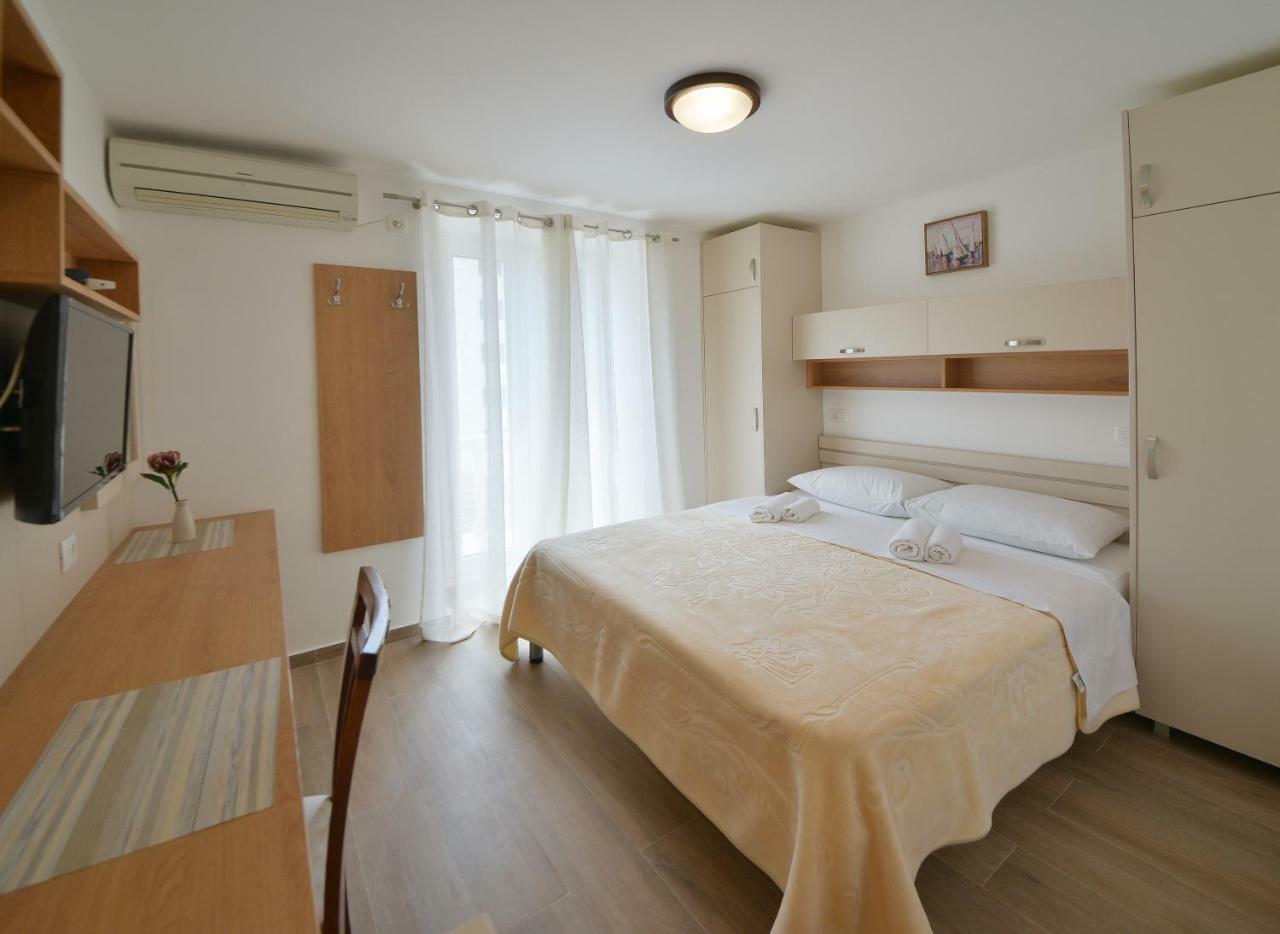 Apartmani Ljubo Rafailovic 2 Rafajlovići Eksteriør bilde