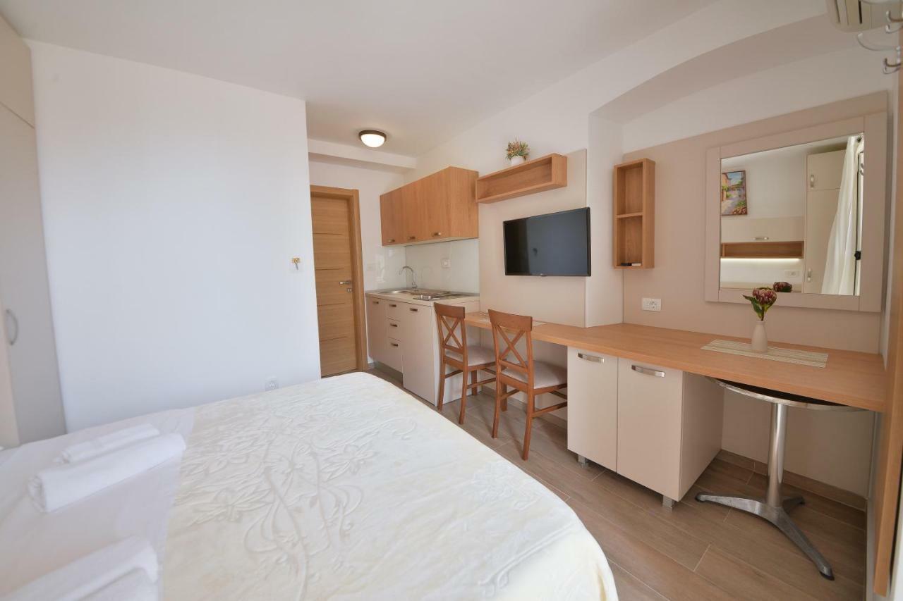 Apartmani Ljubo Rafailovic 2 Rafajlovići Eksteriør bilde